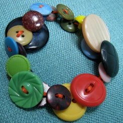 button bracelet