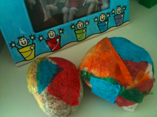 make tissue rocks